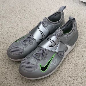 nike spikes pole vaulting